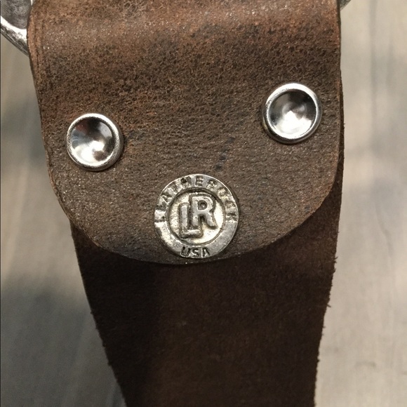 LEATHEROCK STUDDED BROWN LEATHER SILVER EMBOSSED BUCKLE BELT - Picture 5 of 8